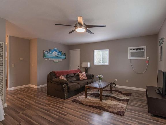 2nd image of 3137 Callecita St