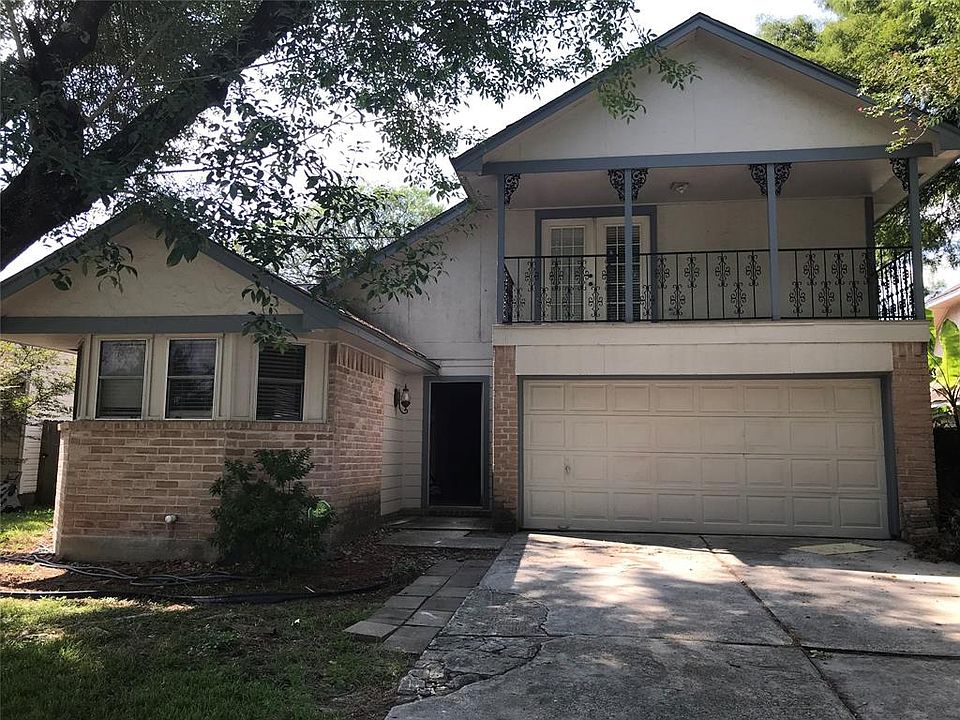 1st image of 20027 River Brook Dr