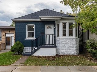 164 London St N, Hamilton, ON L8H 4B8