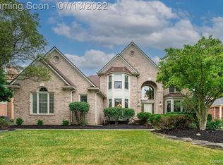 3393 Greenspring Ln, Rochester Hills, MI 48309
