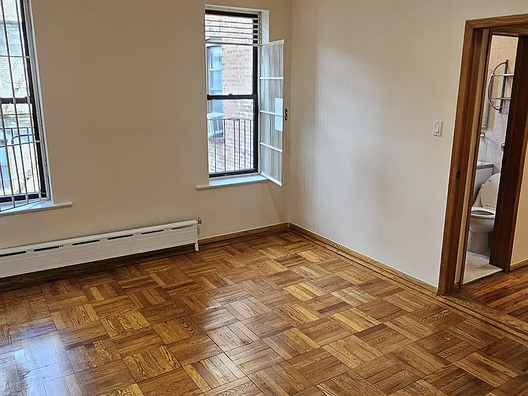 3096 Brighton 6th St #E11 — Photo 9