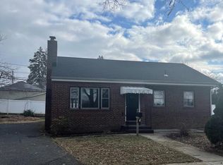 3813 Durham Rd, Harrisburg, PA 17110