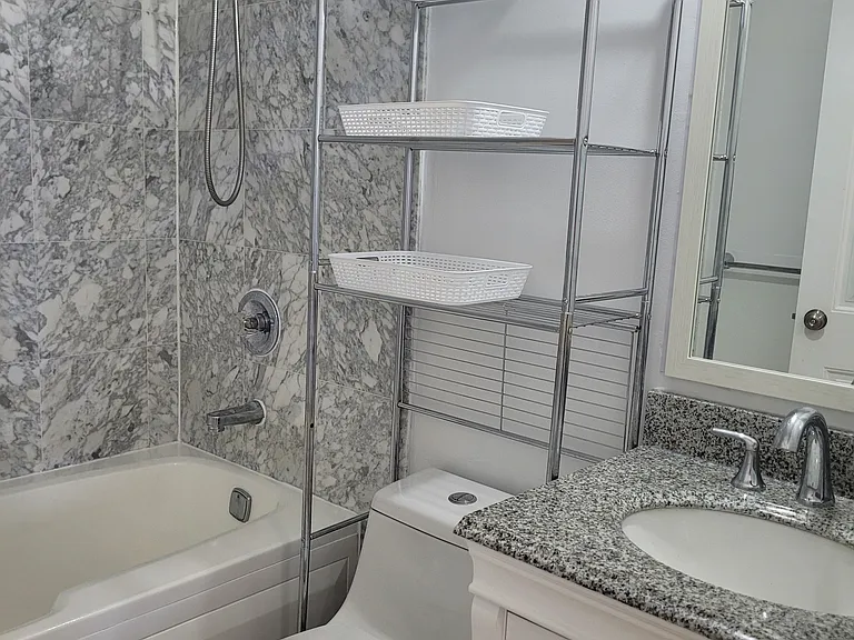 45 River Dr S #3301 — Photo 7