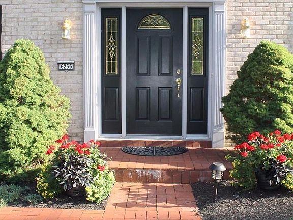 2nd image of 6256 N Shadow Hill Way