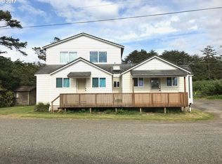 660 S Pacific St, Rockaway Beach, OR 97136
