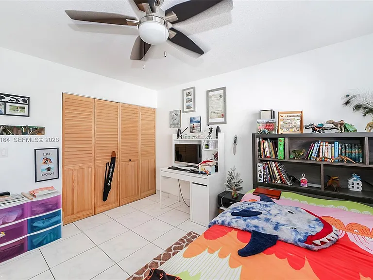 541 Blue Heron Dr #205 — Photo 19