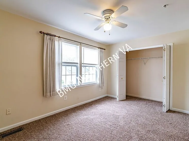 5819 Pearson Ln — Photo 18