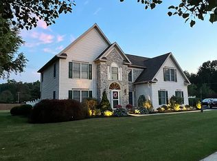 1780 Tenby Dr, Hershey, PA 17033