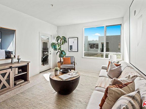 5th image of 6400 Crescent Park E APT 416