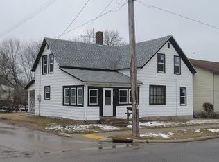 402 N Center Ave, Viroqua, WI 54665
