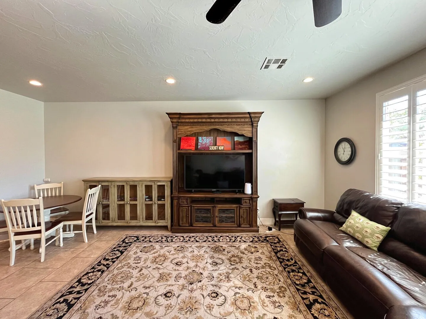Experience the Serene Calm of Southern Utah in this Gorgeous Home — Photo 2