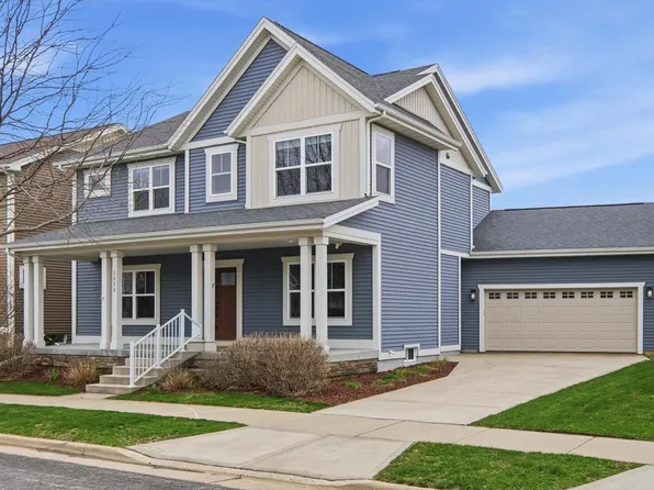 2832 No Oaks Ridge, Fitchburg, WI 53711