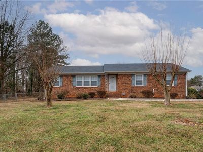 3010 Wonderwood Dr, Winston Salem, NC, 27103