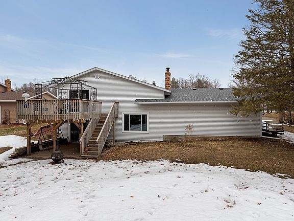 5th image of 4144 Wildwood Dr NE