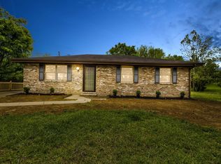 180 Barbara Lynn Dr, Owingsville, KY 40360