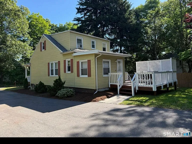 134 Forest St — Photo 1
