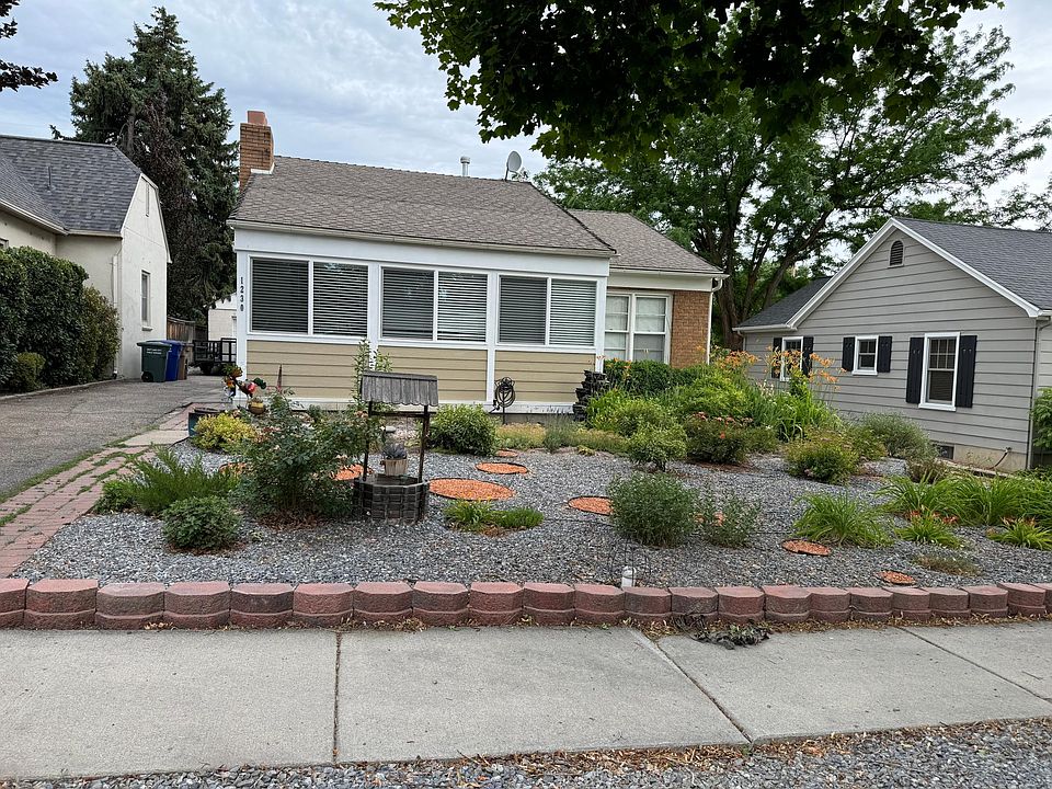 1st image of 1230 E Roosevelt Ave