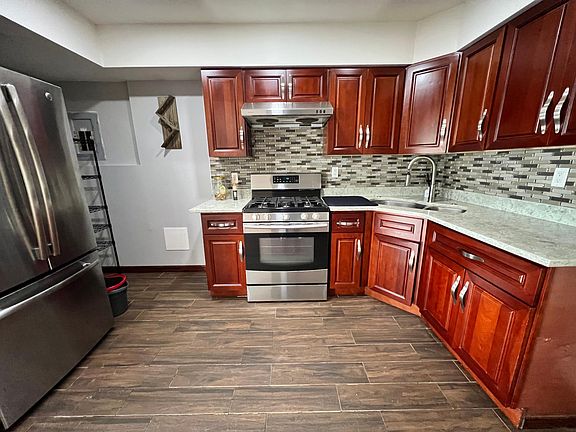 5th image of 28 Ormond Pl #C