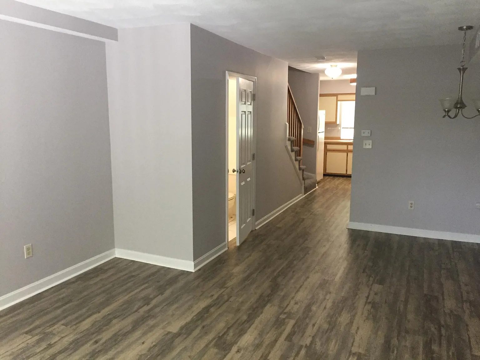 2 bed, 1.5 bath, 1154 sqft, $2,500 — Photo 2