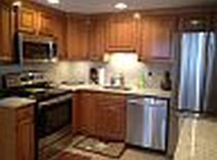 5 Fiske Ave, Upton, MA 01568