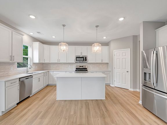 2nd image of 4226 Hayden Valley Dr