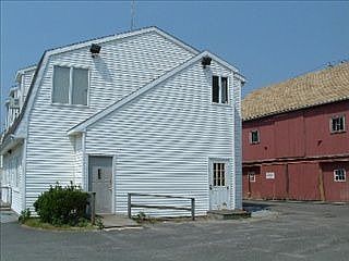 1st image of 1560 Youngs Ave