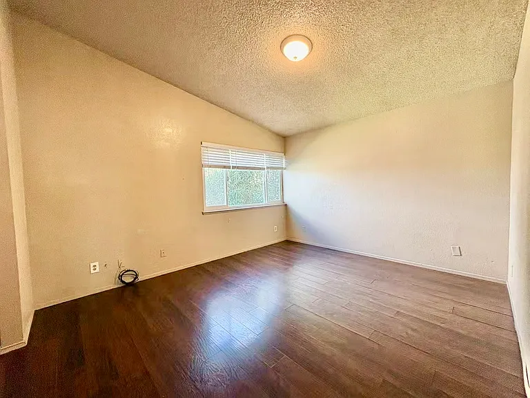 4032 Fawn Cir — Photo 14