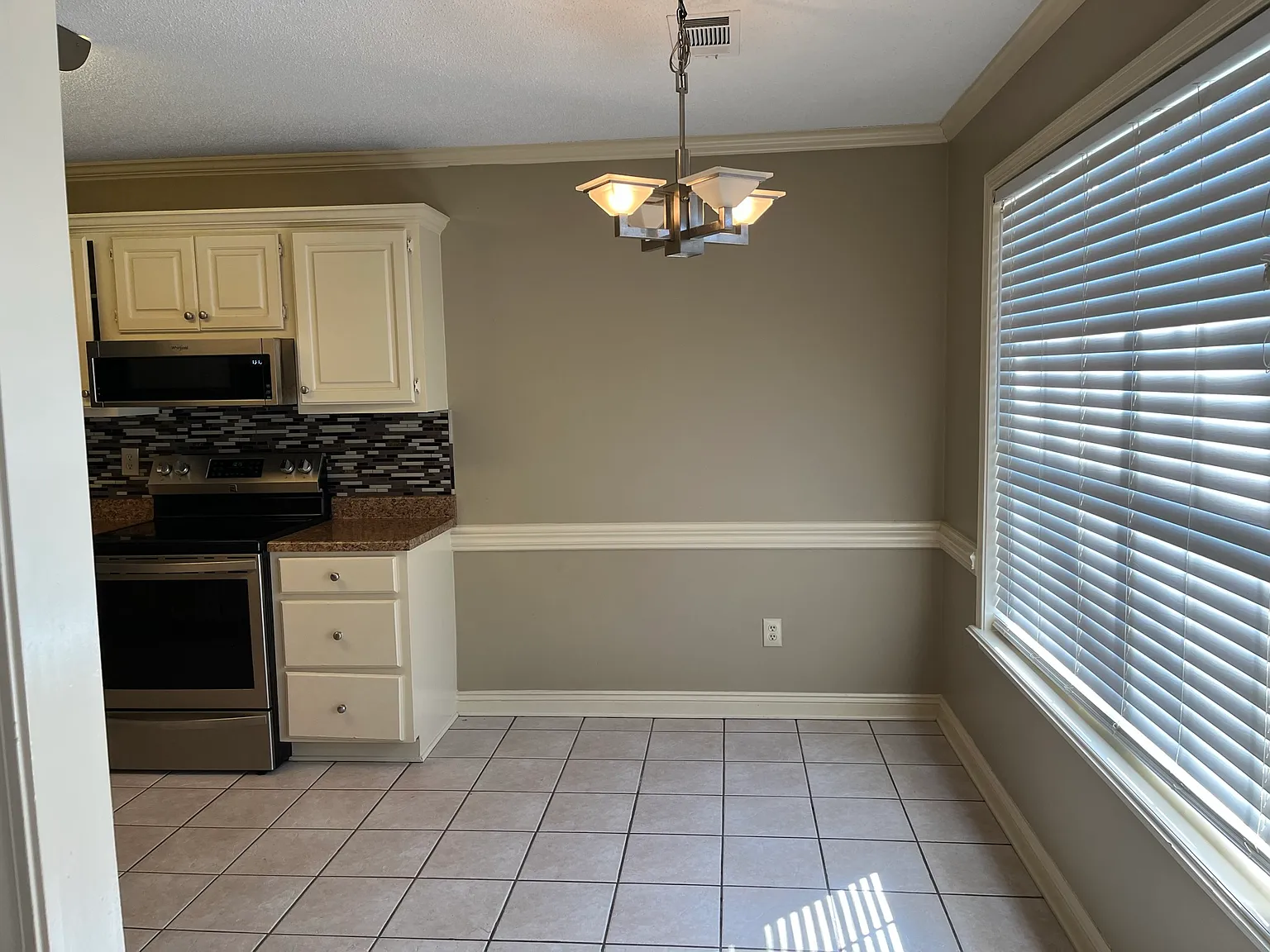 211 Rodney Guthrie Drive - 1 — Photo 3