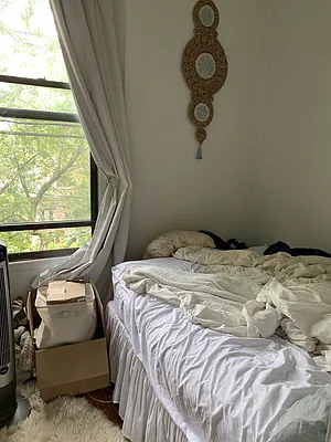 Rented by Flatiron Real Estate Advisors LLC | media 17