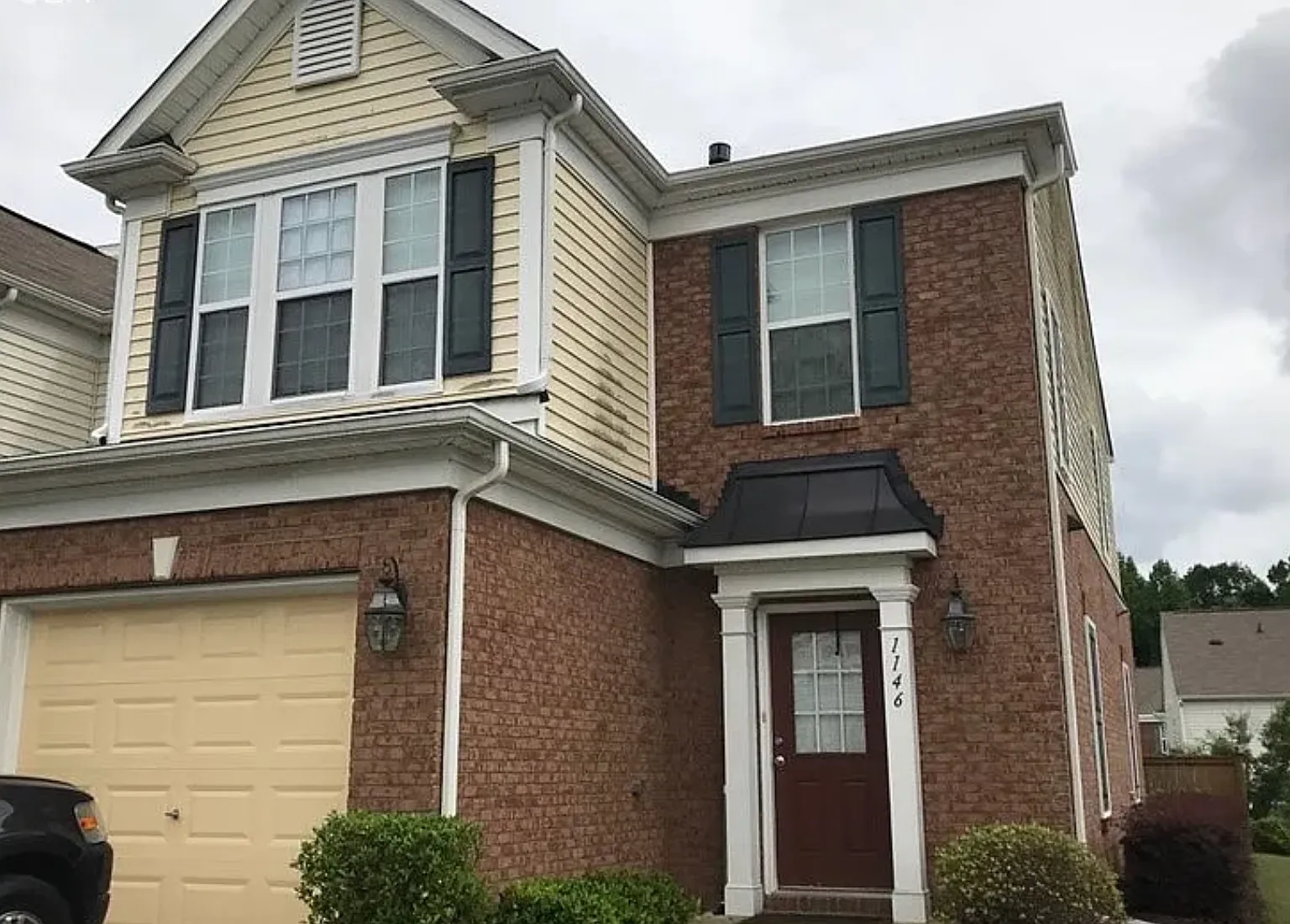 3 bed, 2.5 bath, 1564 sqft, $2,050 — Photo 3