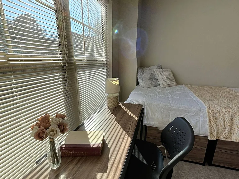 Townhome Bed 2