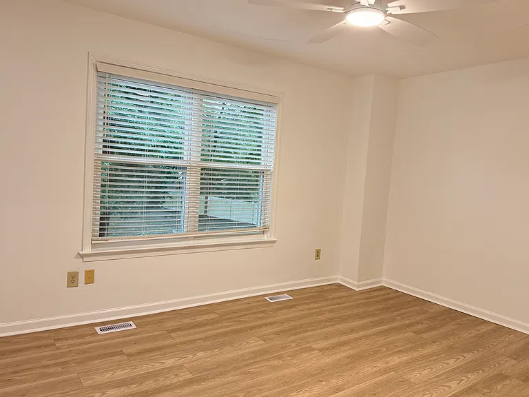 1108 Palmerton Dr — Photo 26