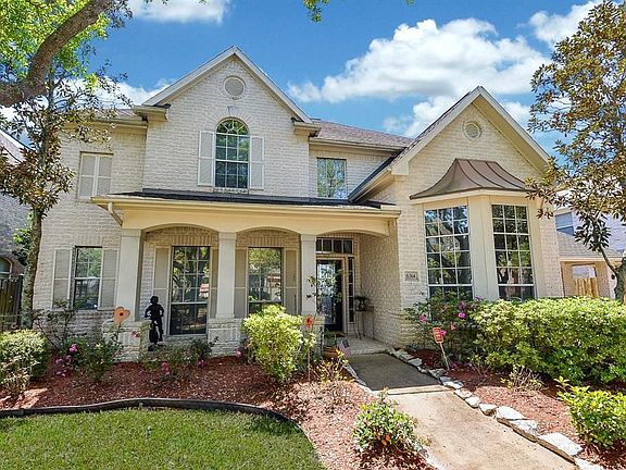 3rd image of 6314 Goodlowe Park