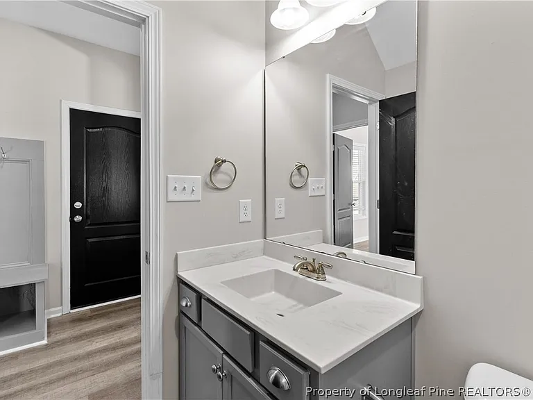 120 Chatfield Dr — Photo 21