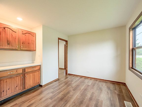 5th image of 19211 Elm Dr Unit 145