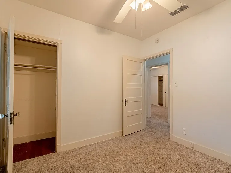 1705 Winsted Ln #A — Photo 16