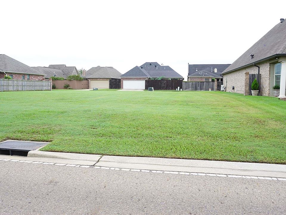 1st image of 2029 Bienville Dr
