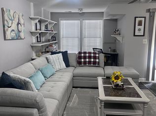 9505 Shepherd Hills Dr, Lorton, VA 22079