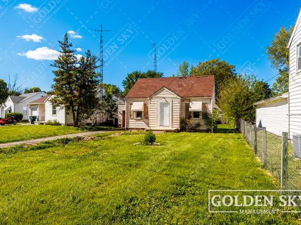 1210 S Burlington Dr, Muncie, IN 47302