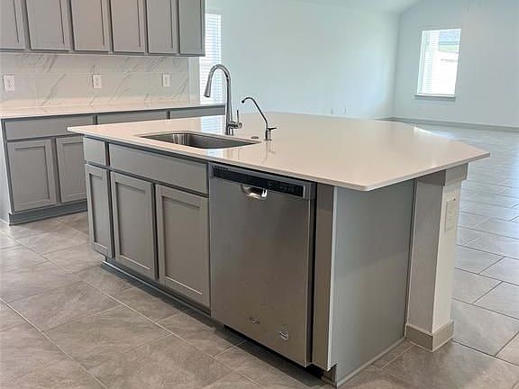 3rd image of 29331 Pikes Peak Dr