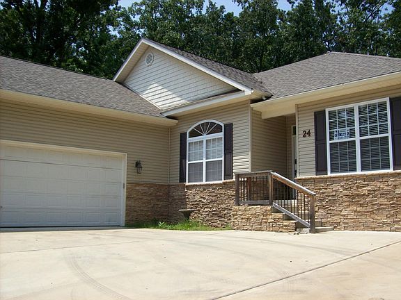 2nd image of 24 Merritt Cir #7867