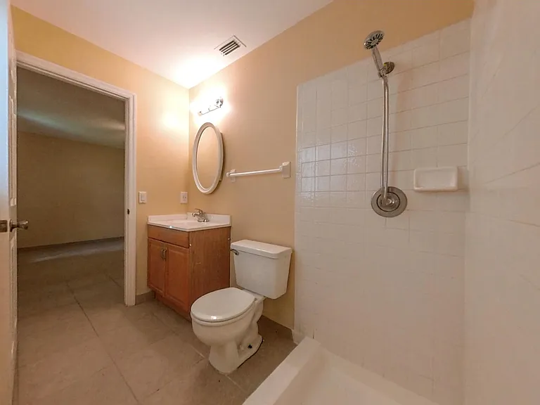1858 SW Davis St — Photo 21