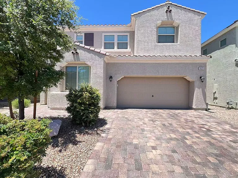 6625 Autumn Breeze St — Photo 2
