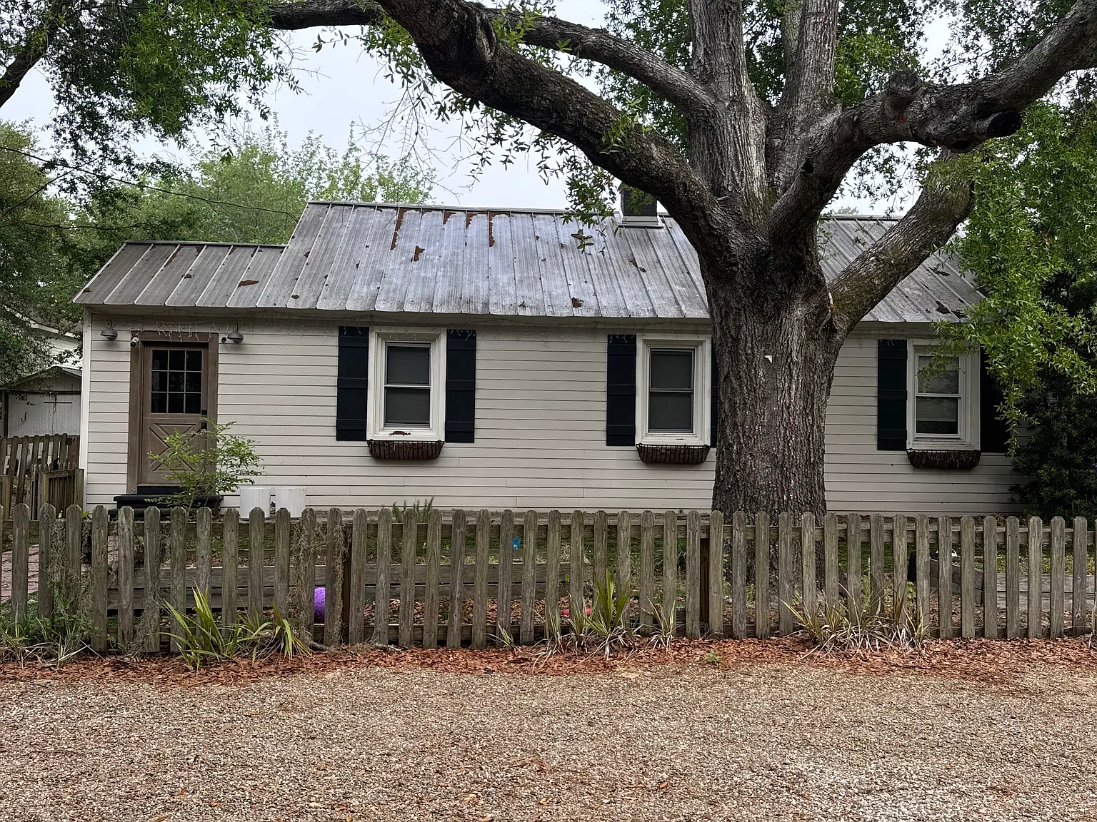 4 bed, 1630 sqft, $4,700 — Photo 4
