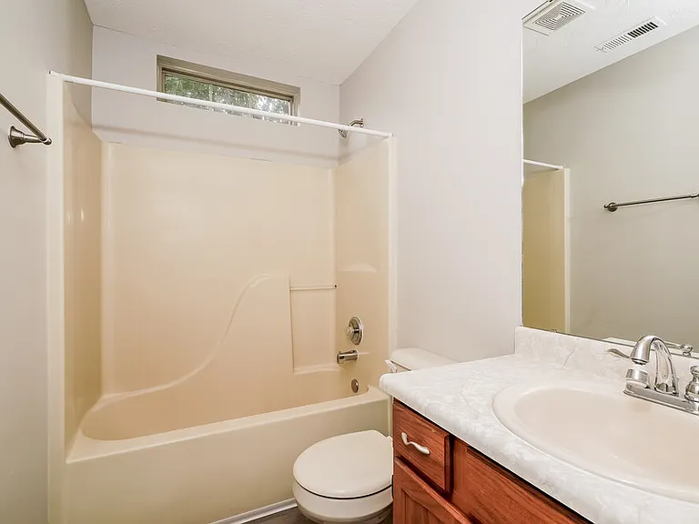 1215 Paul Dr — Photo 18