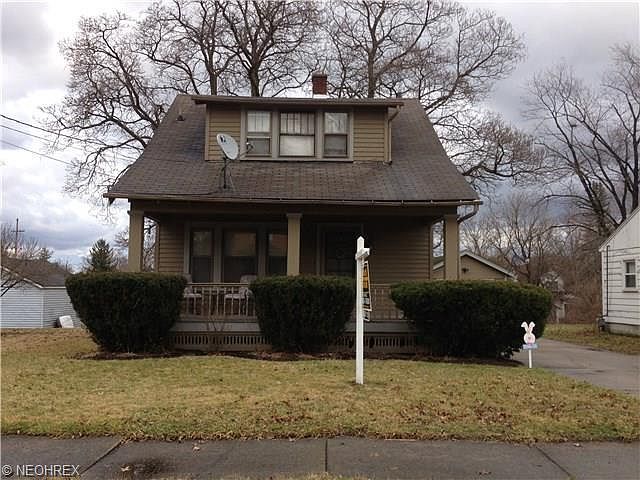 1st image of 123 N Pleasant Ave SE