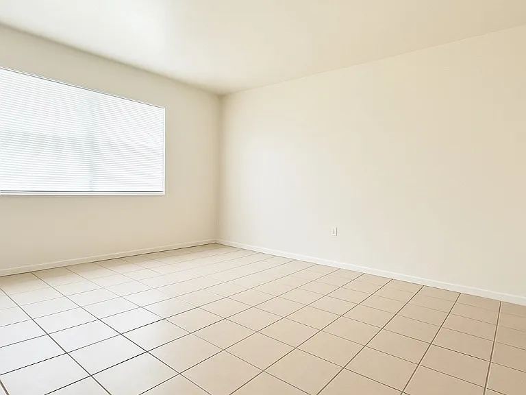 2105 Canal St #6 — Photo 5