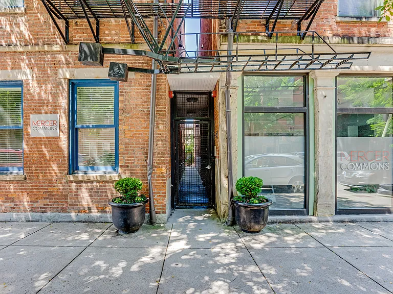 1341 Walnut St — Photo 22