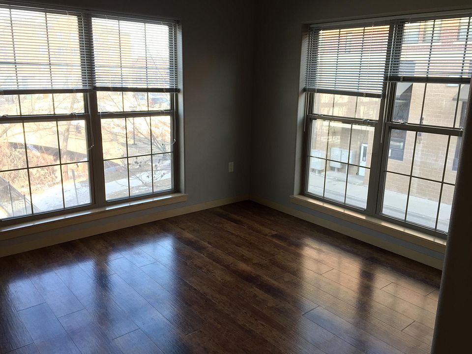 LOTS OF LIGHT in bedroom