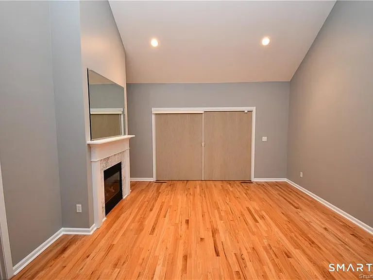 39 Ives St #401 — Photo 5